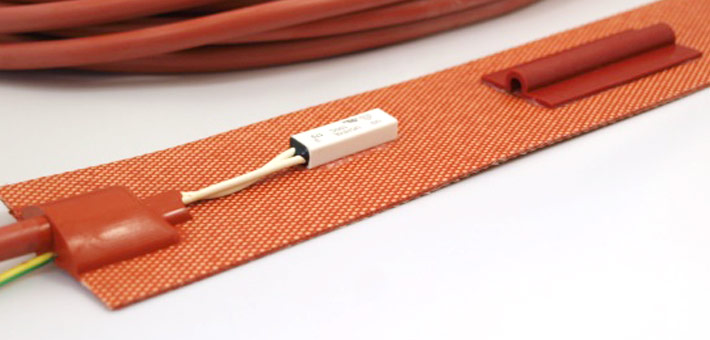 Silikonheizung mit Temperaturbegrenzer Uchiya, Tasche für Kapillarrohrfühler und Silikonkabel