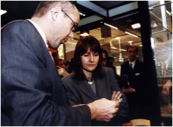 Bundesministerin Bulmahn zu Gast bei EUCOPET auf der Hannover-Messe 1999