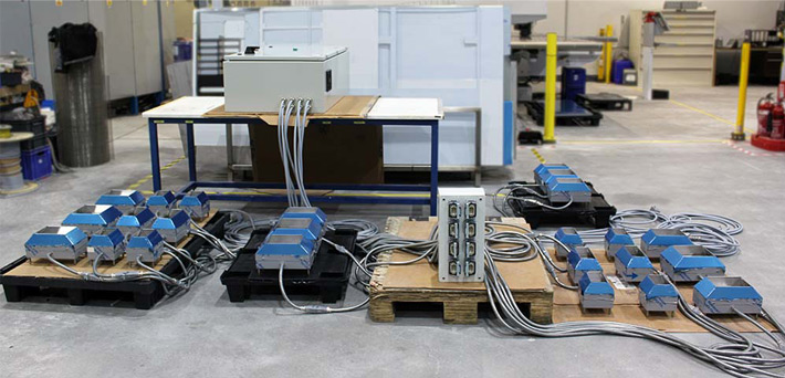 Projektoren mit mittelwelliger Quarz-Infrarot-Kassetten für das Verschweißen von HDPE-Palletten